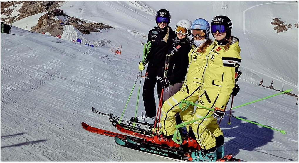 Auch die DSV Damen sind am Hintertuxer Gletscher wieder zurück auf Schnee (Foto: DSV Alpin)