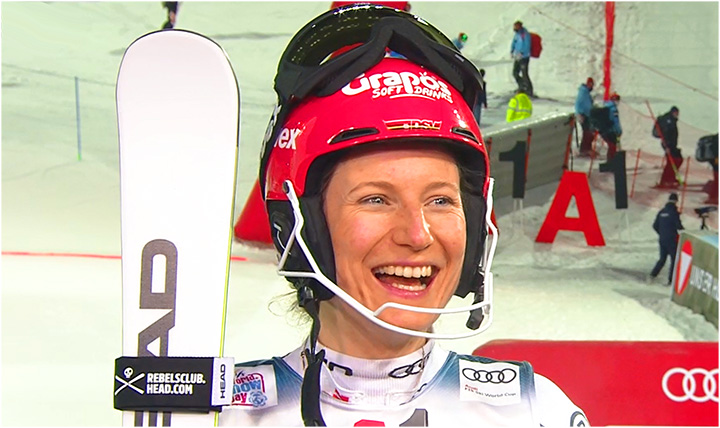 Ski Weltcup News: Lena Dürr beim „Nightrace“ am Podium