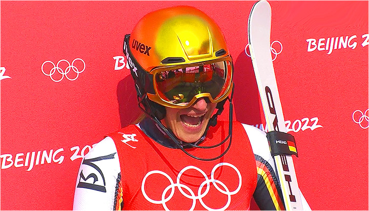 Lena Dürr übernimmt Führung beim Olympia Slalom der Damen in Peking
