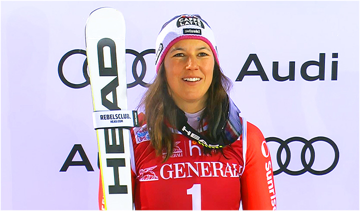 Wendy Holdener freut sich über ihre Galavorstellung beim Slalom am Sonntag in Levi