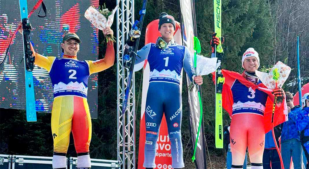 Südtiroler Max Perathoner wird Junioren-Weltmeister im Super-G (Foto: © FISI.org)