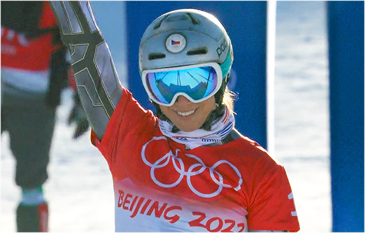 Olympiasiegerin Ester Ledecká will in Lake Louise an den Start gehen