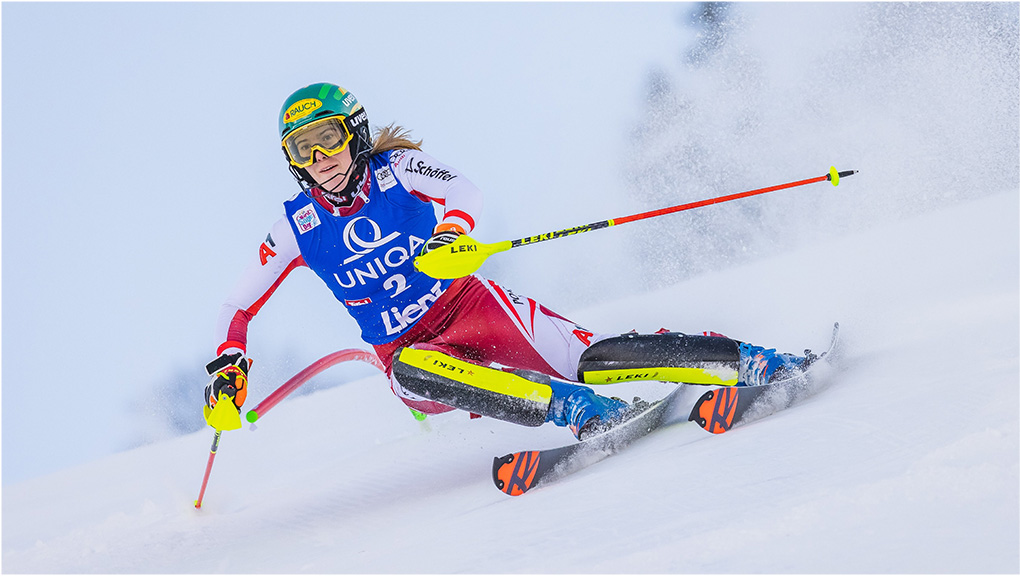 Katharina Liensberger im 1. Slalom-Durchgang 2021 (Copyright: Expa Pictures)
