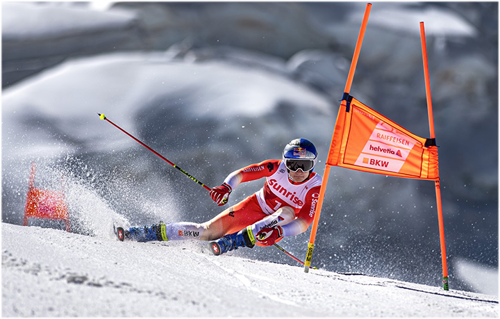 Neuer Skianzug LEVADA feiert seine Premiere auf Schnee (Foto: © Swiss-Ski)