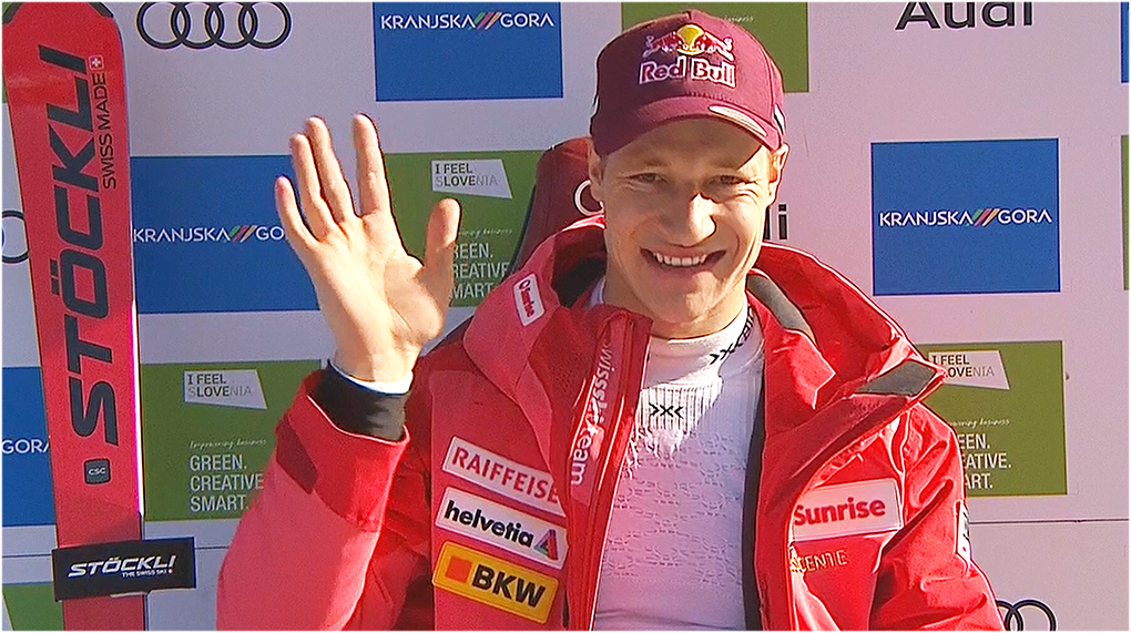 Marco Odermatt auch beim 2. Riesentorlauf in Kranjska Gora zur Halbzeit in Führung