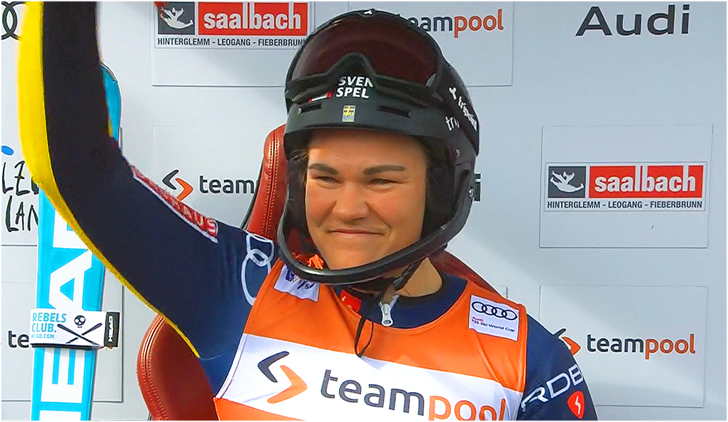 Anna Sween Larsson greift nach Sieg beim Ski Weltcup Slalom Finale in Saalbach