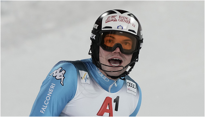 Alex Vinatzer holt sich Sieg beim Europacup-Slalom im Fassatal. (Foto: © Archivio FISI/ Pentaphoto/Giovanni Auletta)