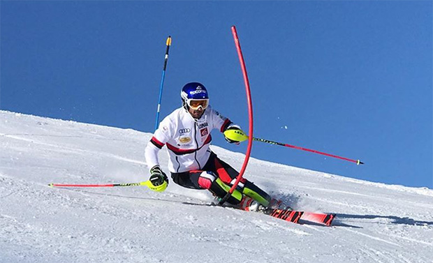 Jean-Baptiste Grange ist ohne Zeitdruck auf dem Gletscher unterwegs (© J-B Grange / Instagram)