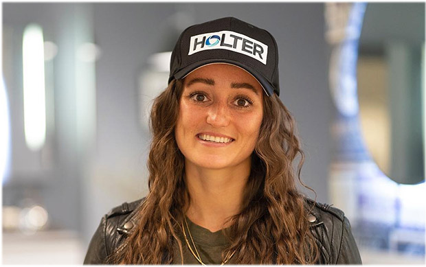 HOLTER ist der neue Kopfsponsor von Chiara Mair (Foto: © Michael Holzinger/HOLTER)
