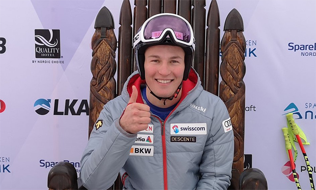 Schweizer Alexis Monney kürt sich zum Junioren-Abfahrtsweltmeister 2020