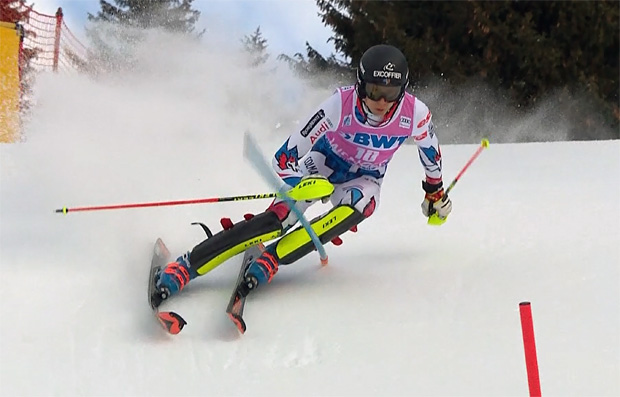 Clement Noël greift beim Slalom in Wengen nach dem ersten Weltcupsieg