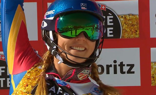 Mikaela Shiffrin fliegt im zweiten Lauf zum dritten WM-Slalom-Gold in Serie