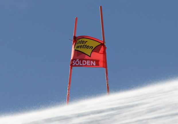 Der Corona-Alltag trifft in Sölden erstmals auf den Ski Weltcup Zirkus (Foto: © Ch. Einecke (CEPIX))