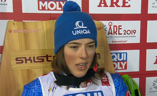 Petra Vlhová gewinnt auch den EC-Slalom in Jasná